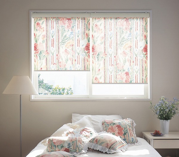 生地持ち込みで作れるロールスクリーン タチカワブラインド