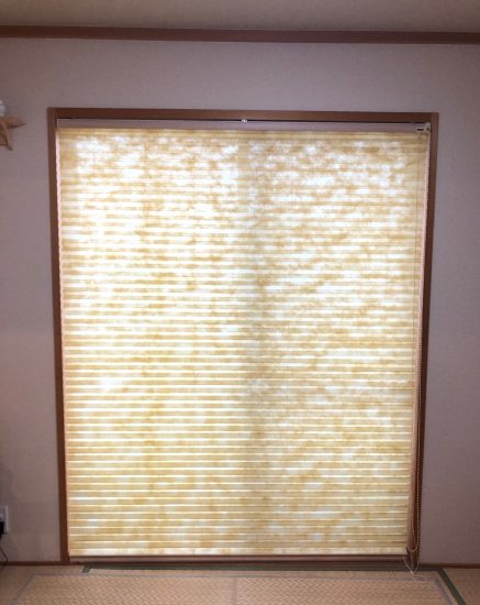 プリーツスクリーン