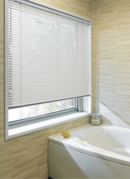 アルミブラインド ベネアル25浴窓
