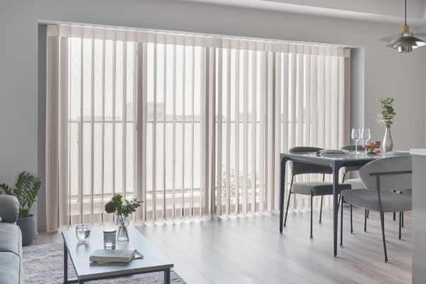 エアレ タチカワブラインド 調光タテ型ブラインド 大開口窓にぴったり